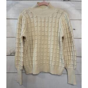 Vero Moda M Cream Sweater‎ Ribbed Winter Ready Cozy Comfy Everyday Wear